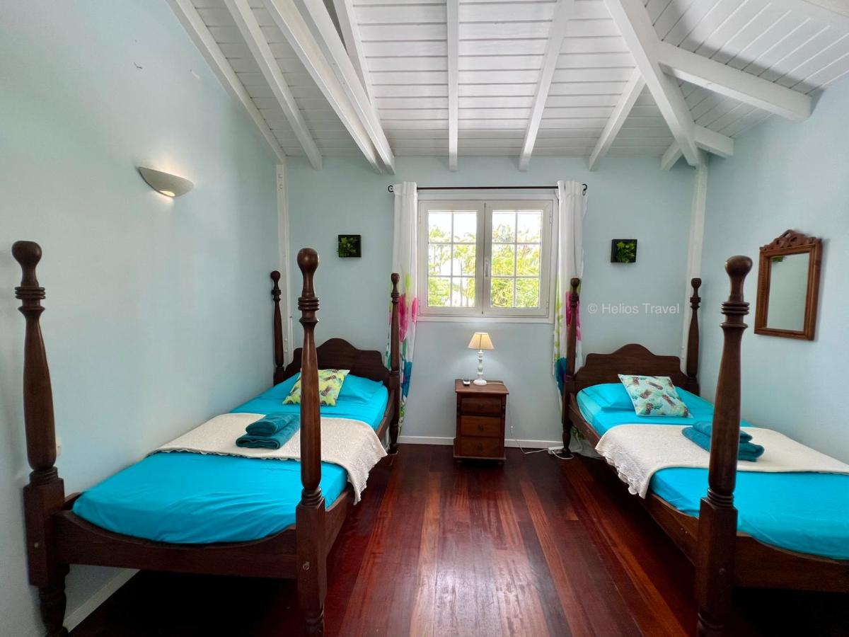 Villa Sisley, 2 Chambres, Piscine Privee, Plage A 100 M Sainte-Rose Ngoại thất bức ảnh