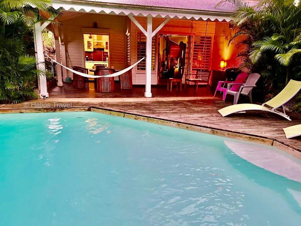 Villa Sisley, 2 Chambres, Piscine Privee, Plage A 100 M Sainte-Rose Ngoại thất bức ảnh